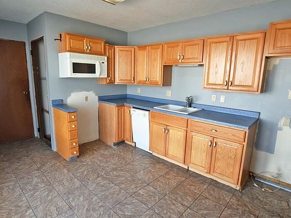 5th image of 1613 Durant St