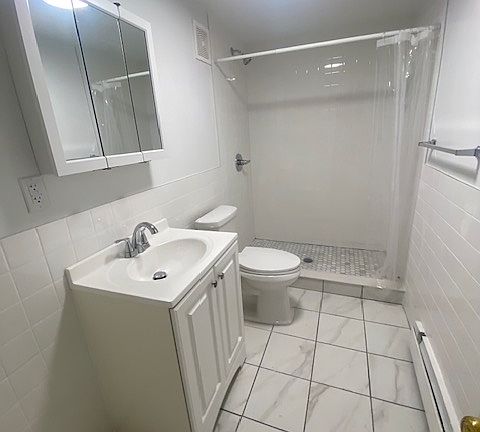 5th image of 633 Grand Ave APT 11