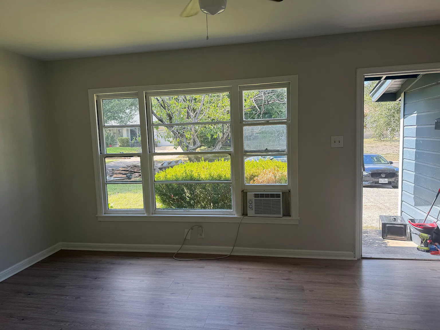 3 bed, 1216 sqft, $1,225 — Photo 2