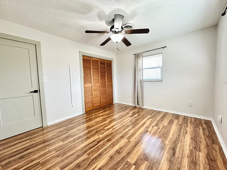 37137 Rutledge Dr — Photo 22