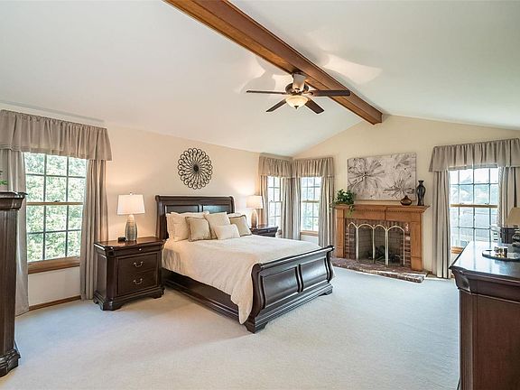 4th image of 5649 Nantasket Ct