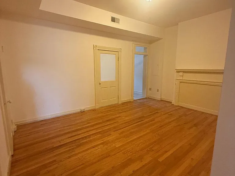 221 S Market St #2 — Photo 7