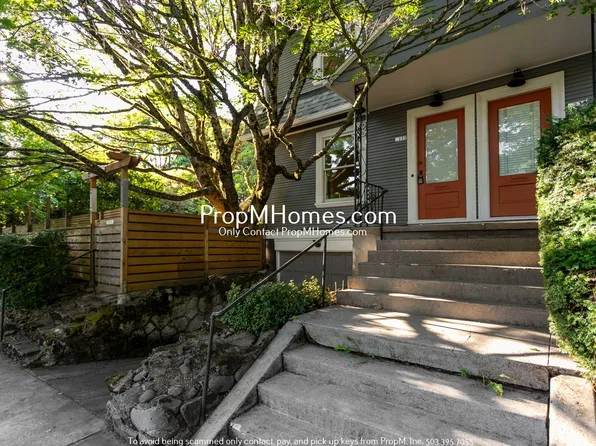 2233 SE Taylor St, Portland, OR 97214