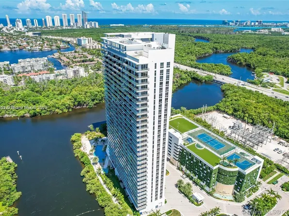 16385 Biscayne Blvd #1201, North Miami Beach, FL 33160