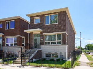 2425 W 36th St, Chicago, IL 60632