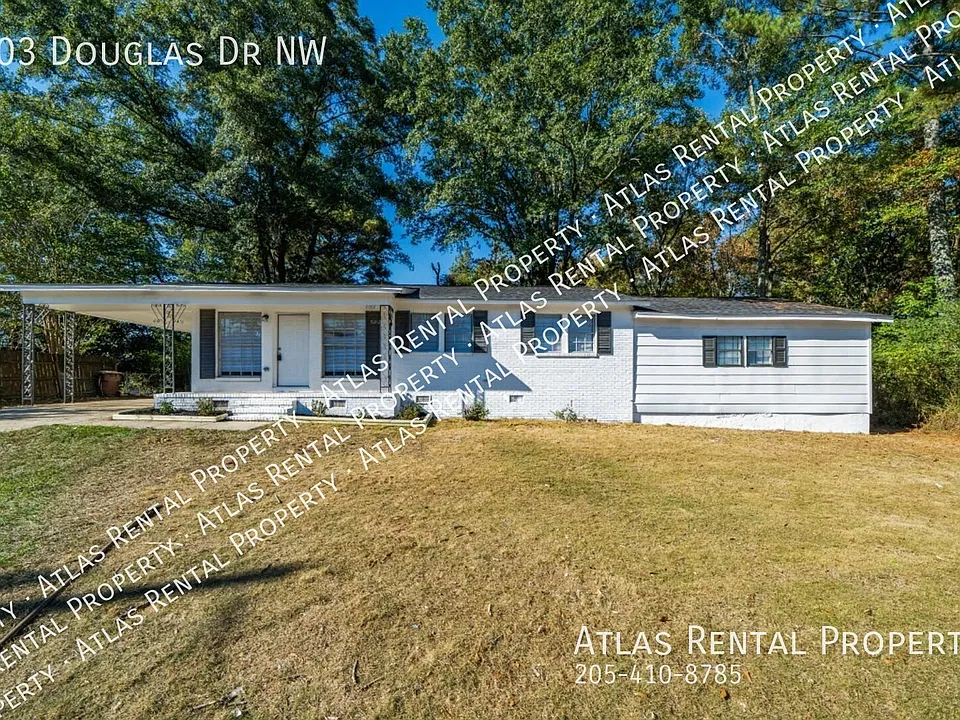 603 Douglas Dr NW