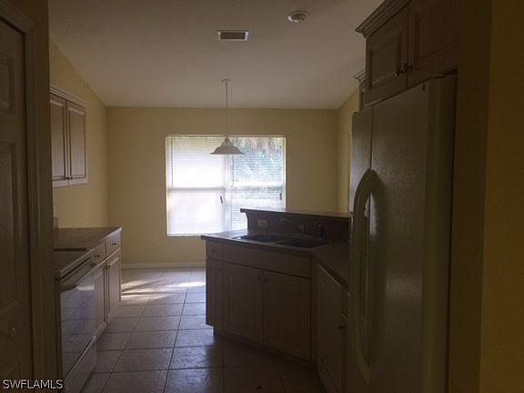 3rd image of 3013 21st St W