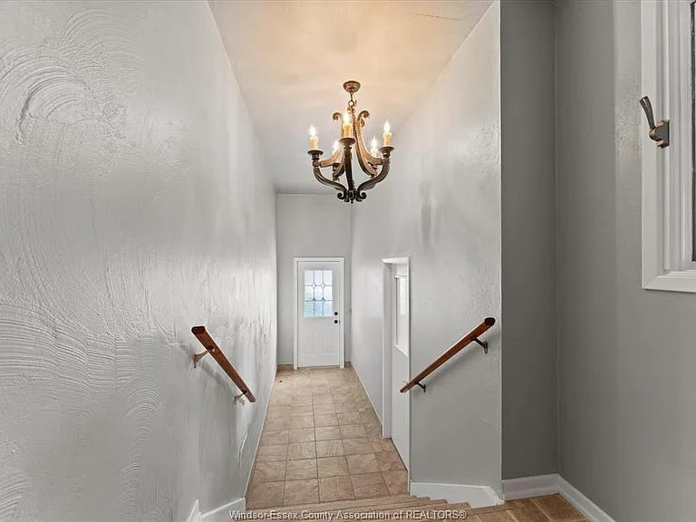 1502 Road 4 E — Photo 21