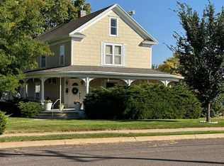 1045 Maple St, Sidney, NE 69162