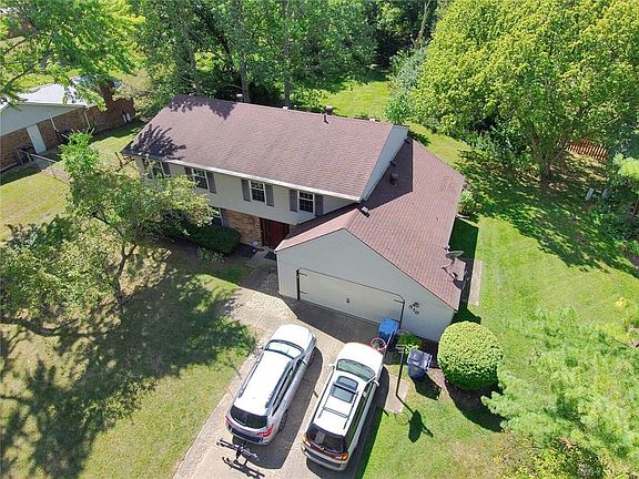 3rd image of 519 Coy Dr