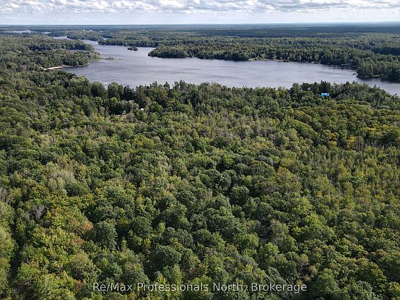 3rd image of 1268 Moon River Rd