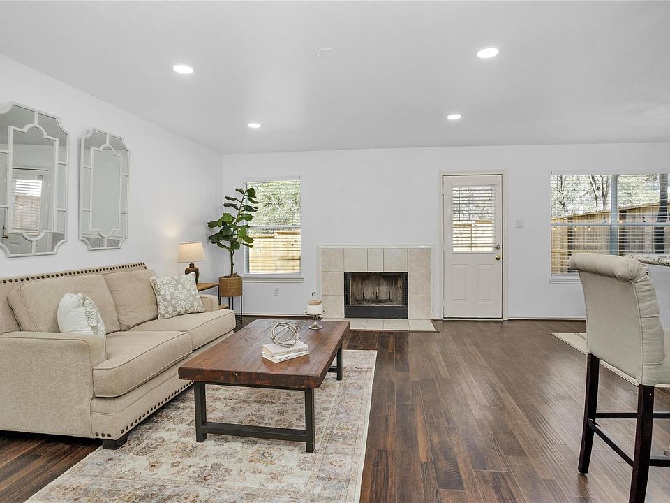 1st image of 35 Marble Rock Pl
