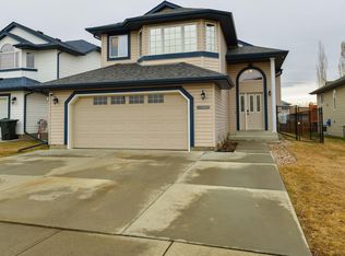 7 Hilldowns Dr, Spruce Grove, AB T7X 4P7