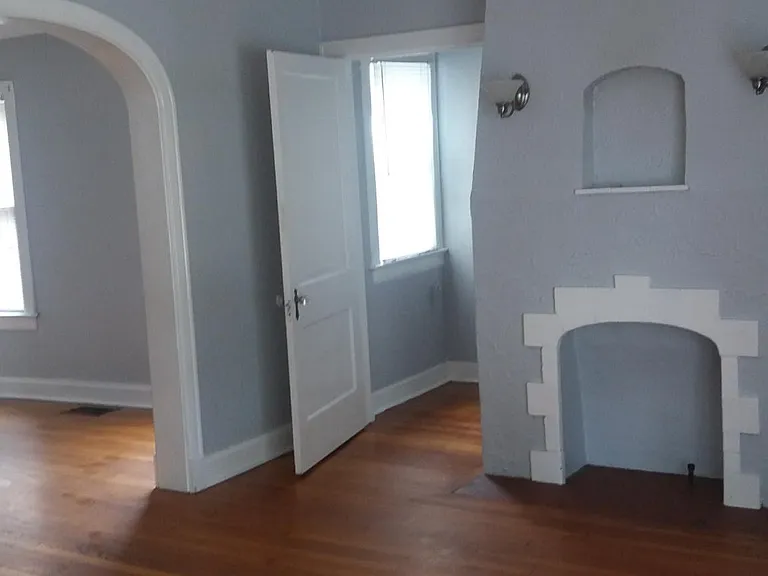 6024 La Vista Dr — Photo 10