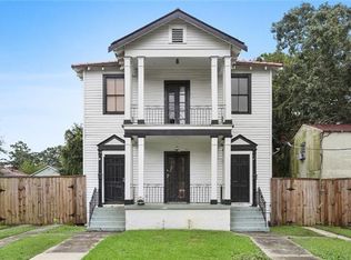3529 Robert St, New Orleans, LA 70125