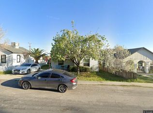 622 E St, Taft, CA 93268