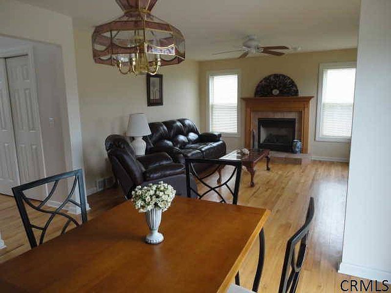 2nd image of 6 SEQUOIA Drive