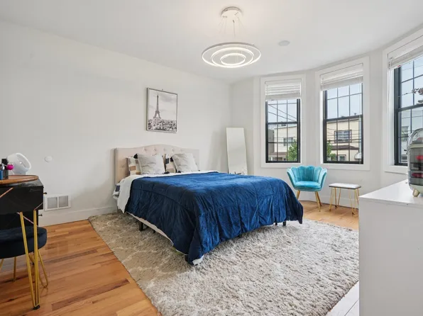 72 Columbia Avenue image 15 of 28