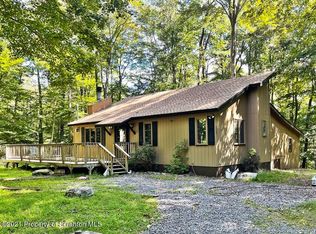 156 Lc Larsen Dr, Gouldsboro, PA 18424