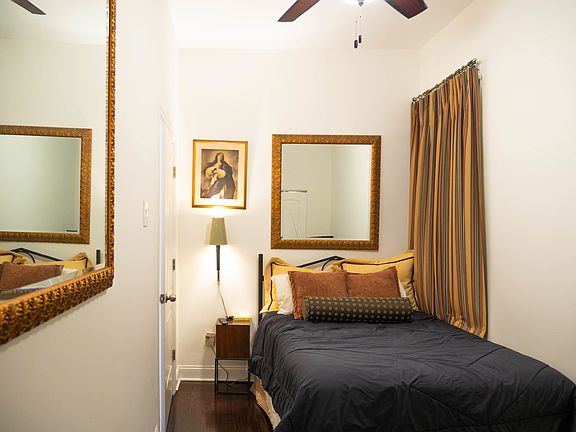 5th image of 1421 N Oakley Blvd #1