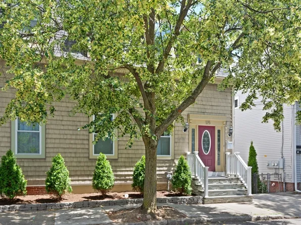 125 Heath St, Somerville, MA 02145