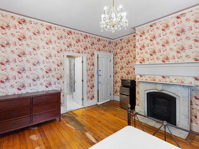 144 Benefit St — Photo 5