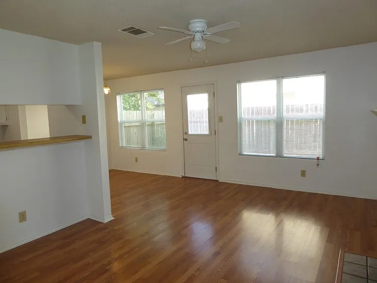 9102 Sanger Dr #A — Photo 4