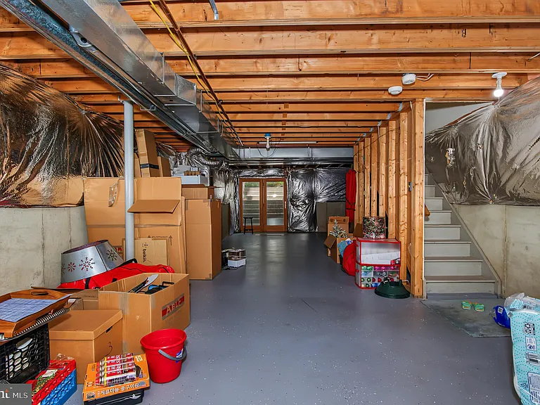 12952 Old Plains Rd — Photo 37