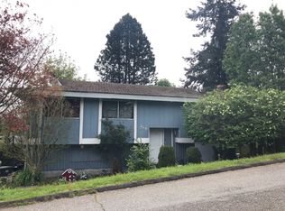 203 Skyline Dr, Everett, WA 98201