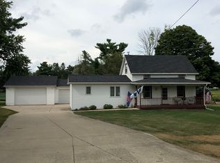 128 Maple St, Neponset, IL 61345