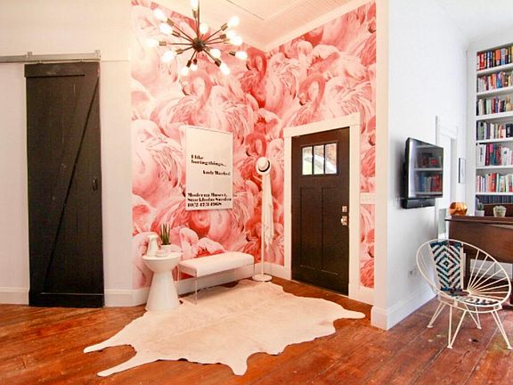 Bright and stylish foyer