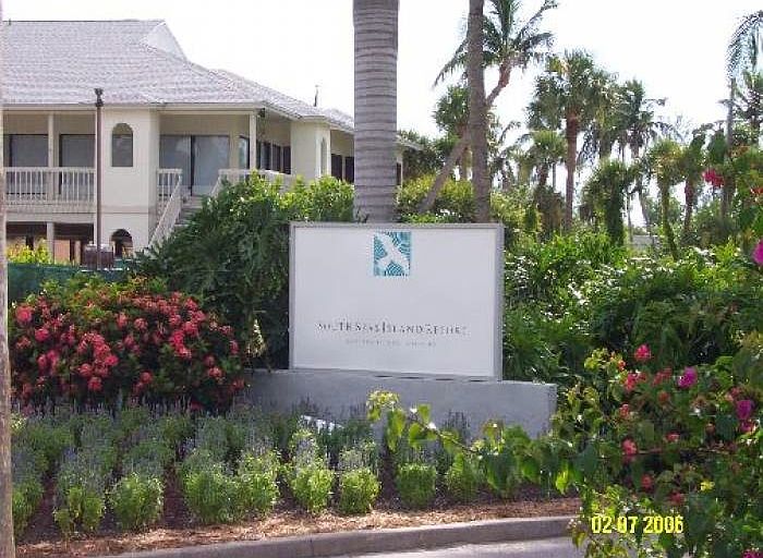 Entrance to South Seas