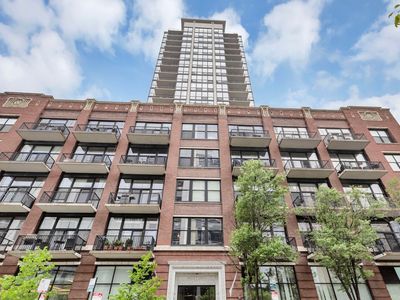210 S Desplaines St APT 1102, Chicago, IL, 60661