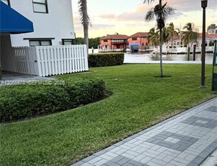 456 Poinciana Dr #CU-1620 — Photo 41
