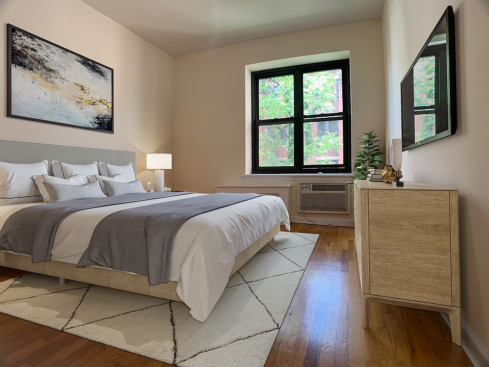 2nd image of 7 W 87th St APT 3B