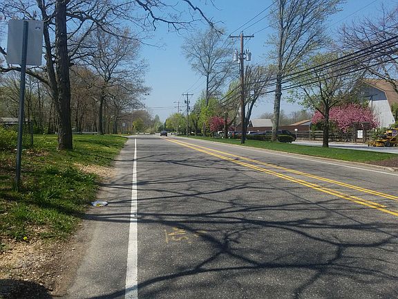 4th image of 198 Main Ave