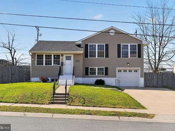 124 Karlyn Dr, New Castle, DE 19720