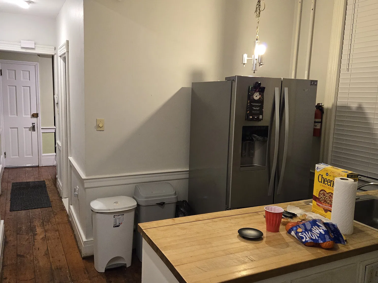 1 bed, 1.5 bath, 900 sqft, $1,260 — Photo 3