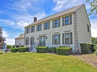 16 Liberty Hill Dr, Blackstone, MA 01504