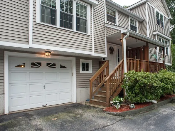 84 Arthur Dr #84, Northbridge, MA 01534