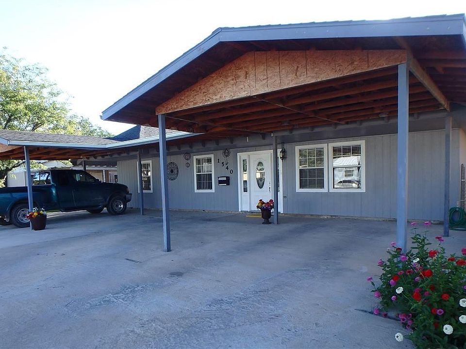 1st image of 1540 N Denson Dr