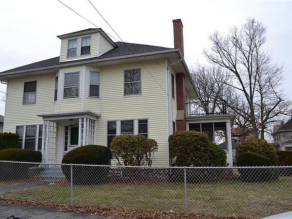 2nd image of 108 Anthony St