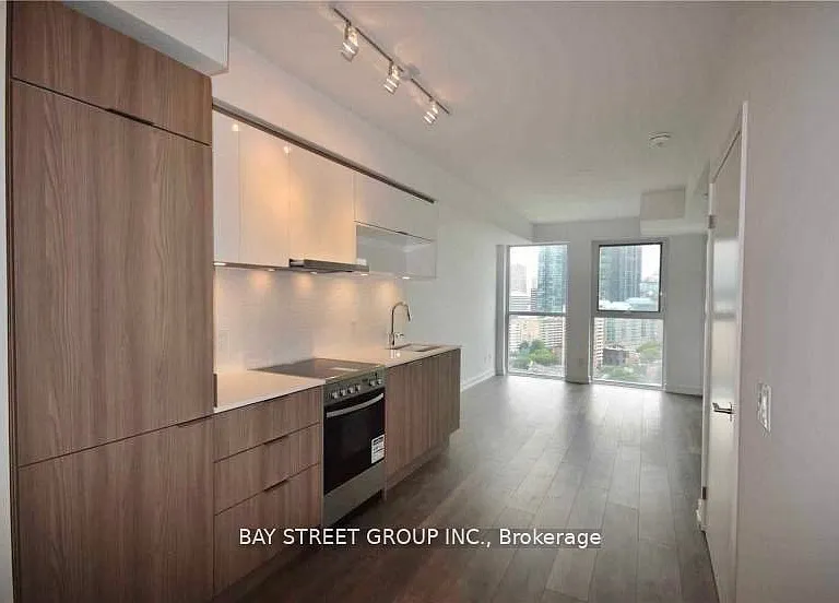 159 Wellesley St E #2511 — Photo 9