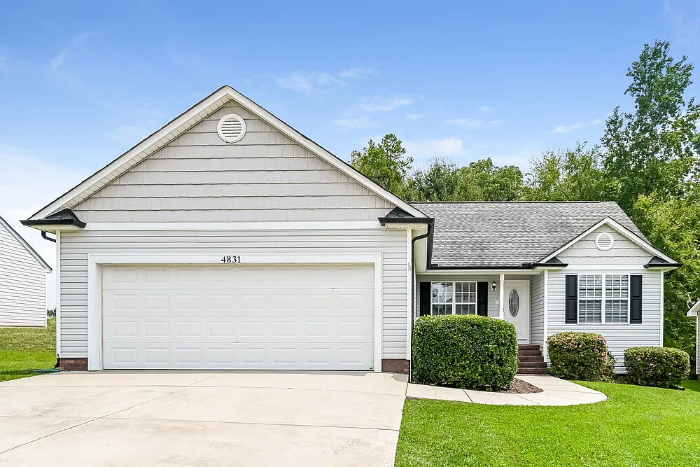 3 bed, 2.0 bath, 1442 sqft, $1,985 — Photo 1