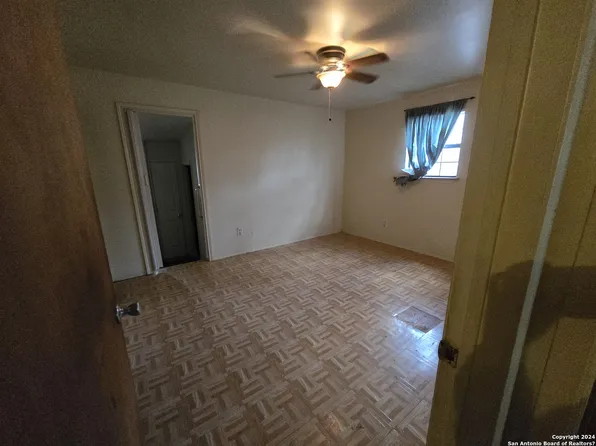 23921 US HIGHWAY 281 S, San Antonio, TX 78264