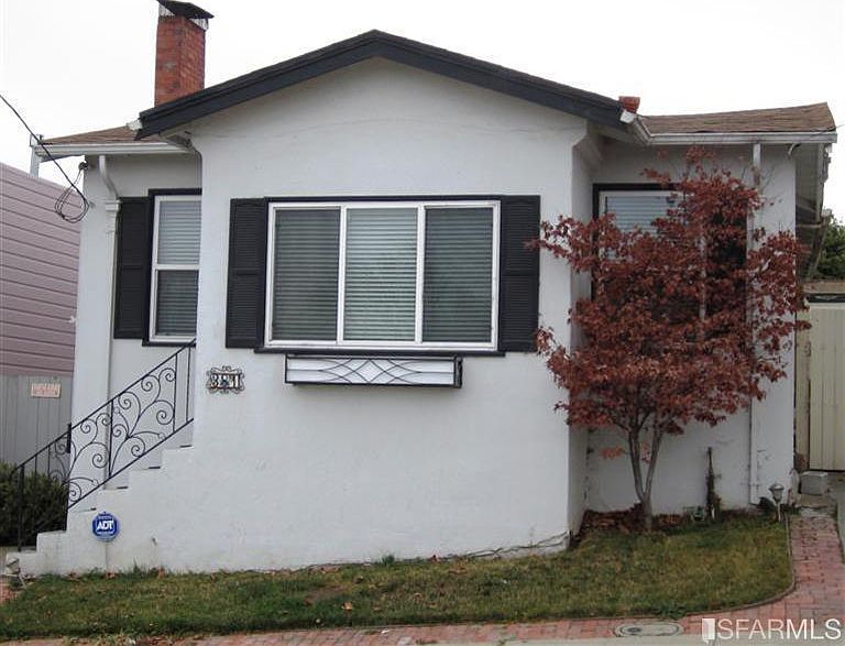 1st image of 381 Acacia Ave