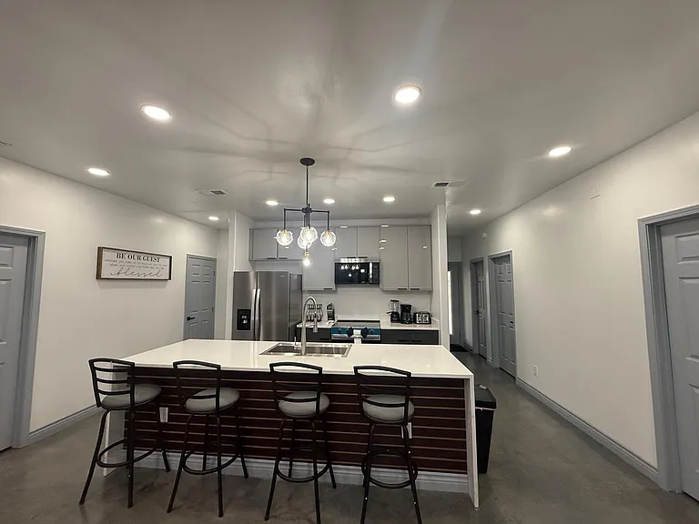 1593 Walter Stuart Loop — Photo 23