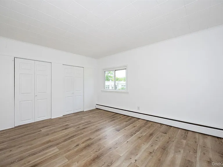 216 Hobbs Ln #B — Photo 16