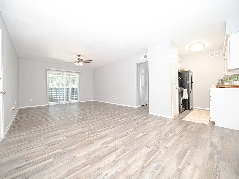 Cantera Apartment Homes — Photo 4