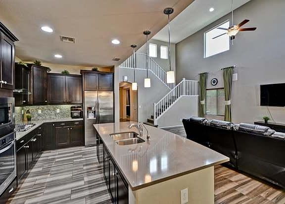 3rd image of 25879 N 107th Dr